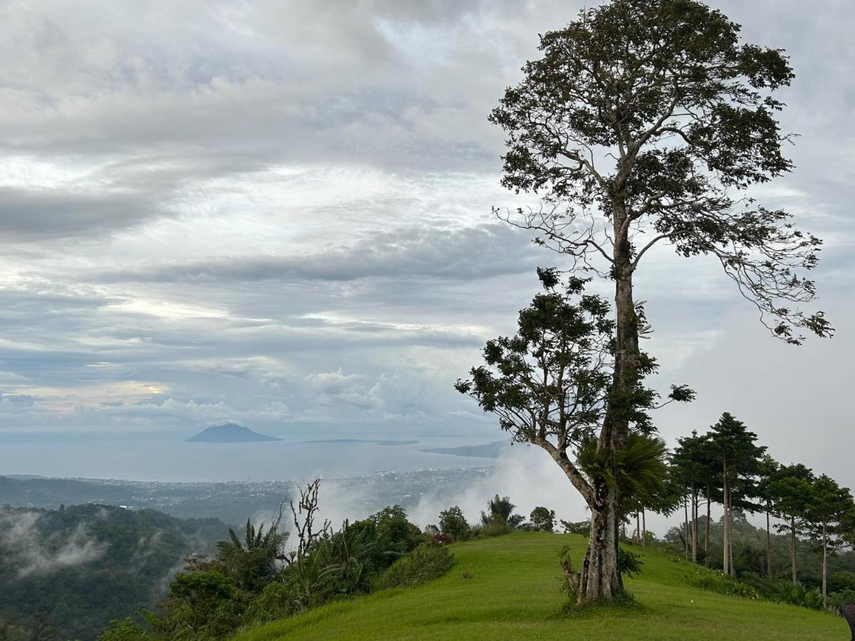 K2 Lembeh Dive Resort Bitung Buitenkant foto